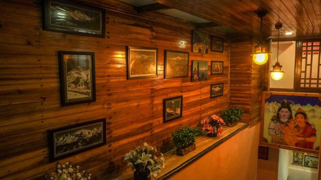 Hotel Broadway Annexe Darjeeling  Dış mekan fotoğraf